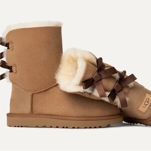UGG Bailey Bow II Boots Women Size 11